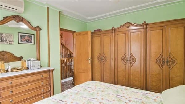 3 bedroom Terraced Villa for sale in Motril with garage - € 247,500 (Ref: 9922687)