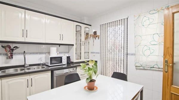 3 bedroom Terraced Villa for sale in Motril with garage - € 247,500 (Ref: 9922687)