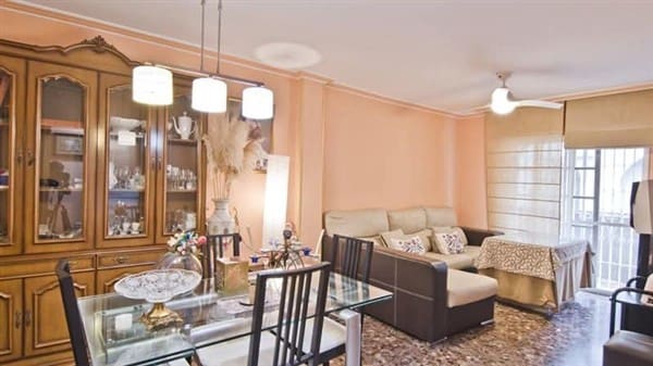 3 bedroom Terraced Villa for sale in Motril with garage - € 247,500 (Ref: 9922687)