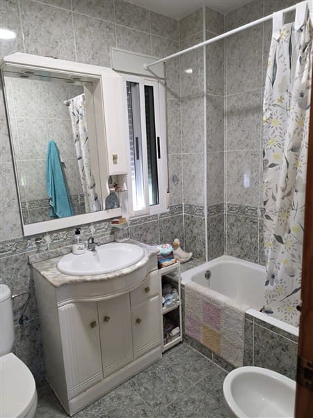 3 slaapkamer Huis te koop in La Rabita - € 130.000 (Ref: 9938794)