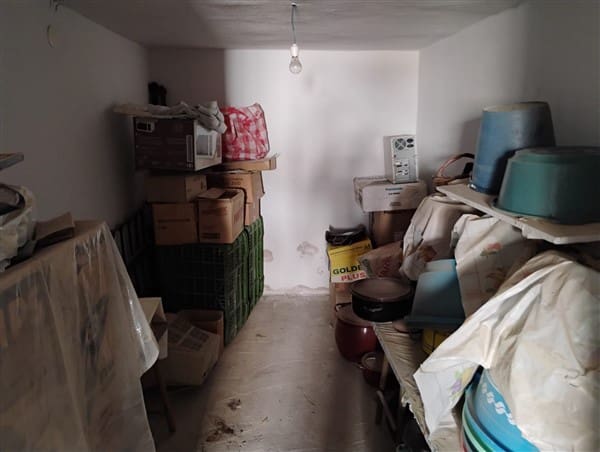 7 soverom Grottehus til salgs i Castillejar - € 26 500 (Ref: 9967985)