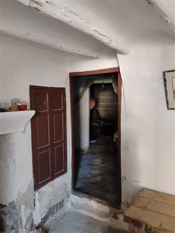7 soverom Grottehus til salgs i Castilléjar - € 26 500 (Ref: 9967985)
