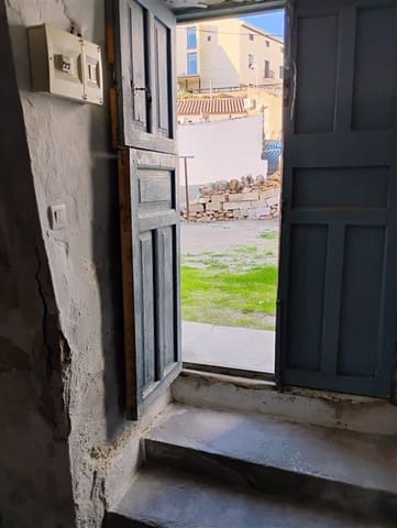 7 soverom Grottehus til salgs i Castilléjar - € 26 500 (Ref: 9967985)