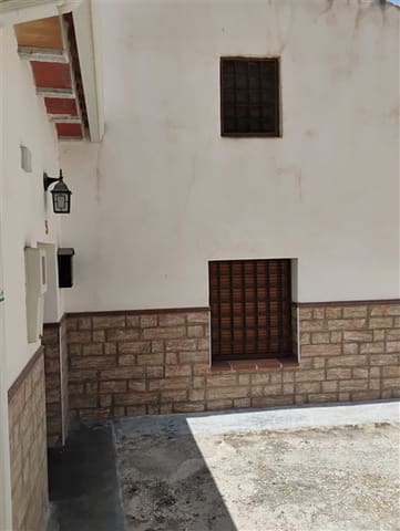 9 chambre Maison de Ville à vendre à Castilléjar avec garage - 47 000 € (Ref: 9967988)