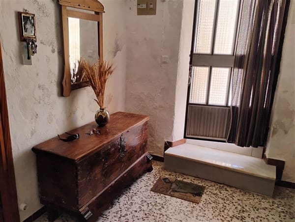 9 chambre Maison de Ville à vendre à Castillejar avec garage - 47 000 € (Ref: 9967988)