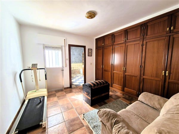 4 soverom Hus til salgs i Ventorros de la Laguna med garasje - € 1 700 000 (Ref: 9968886)