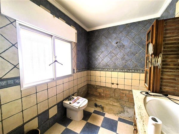 4 soverom Hus til salgs i Ventorros de la Laguna, Loja med garasje - € 1 700 000 (Ref: 9968886)