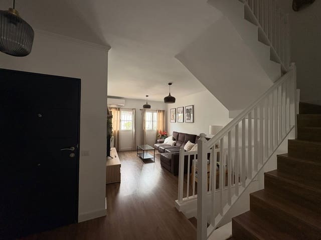 3 soverom Hus til salgs i Piedra Hincada, Guía de Isora med garasje - € 472 500 (Ref: 9109808)