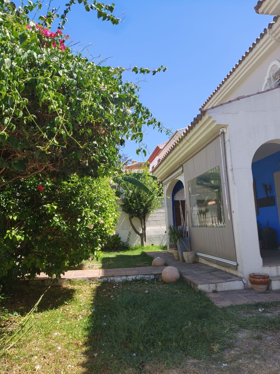 Villa in vendita in Los Barrios - 490.000 € (Rif: 9453011)