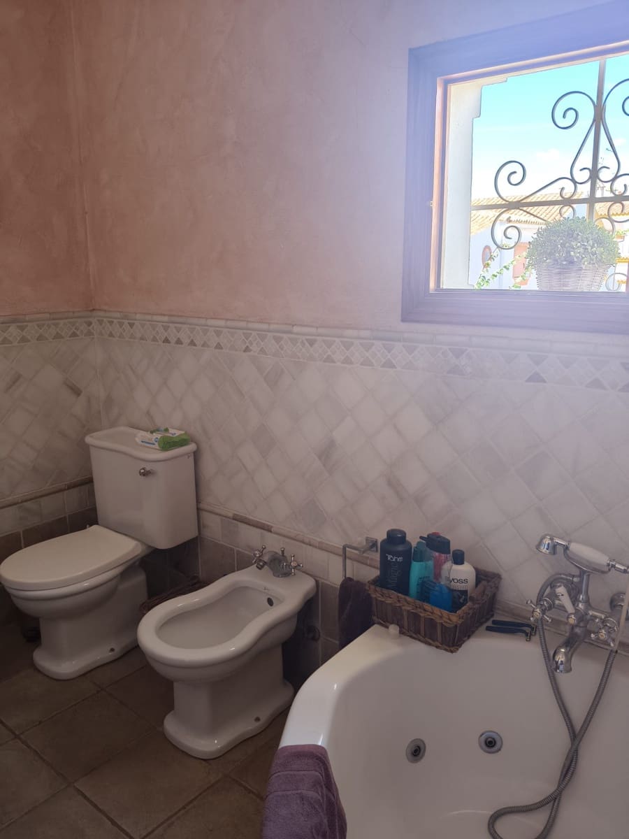 Villa in vendita in Los Barrios - 490.000 € (Rif: 9453011)