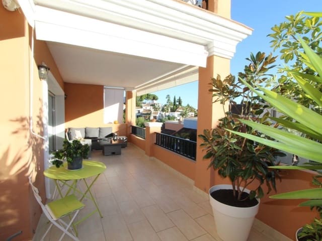 4 soverom Villa til salgs i Los Naranjos, Marbella med svømmebasseng garasje - € 950 000 (Ref: 8849953)