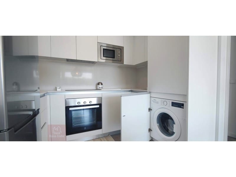 Piso de 3 habitaciones en Estepona en venta con piscina garaje - 350.000 € (Ref: 8849958)