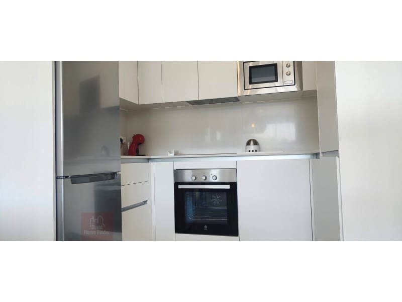 Piso de 3 habitaciones en Estepona en venta con piscina garaje - 350.000 € (Ref: 8849958)