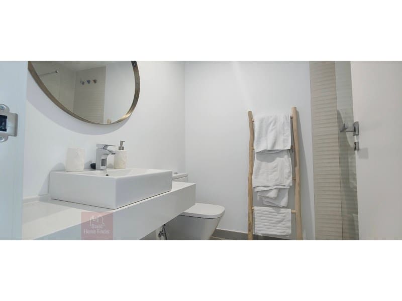 Piso de 3 habitaciones en Estepona en venta con piscina garaje - 350.000 € (Ref: 8849958)