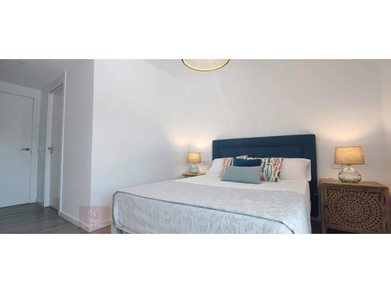 Piso de 3 habitaciones en Estepona en venta con piscina garaje - 350.000 € (Ref: 8849958)