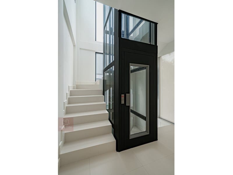 4 soveværelse Villa til salg i Golden Mile med swimmingpool garage - € 3.750.000 (Ref: 8865808)