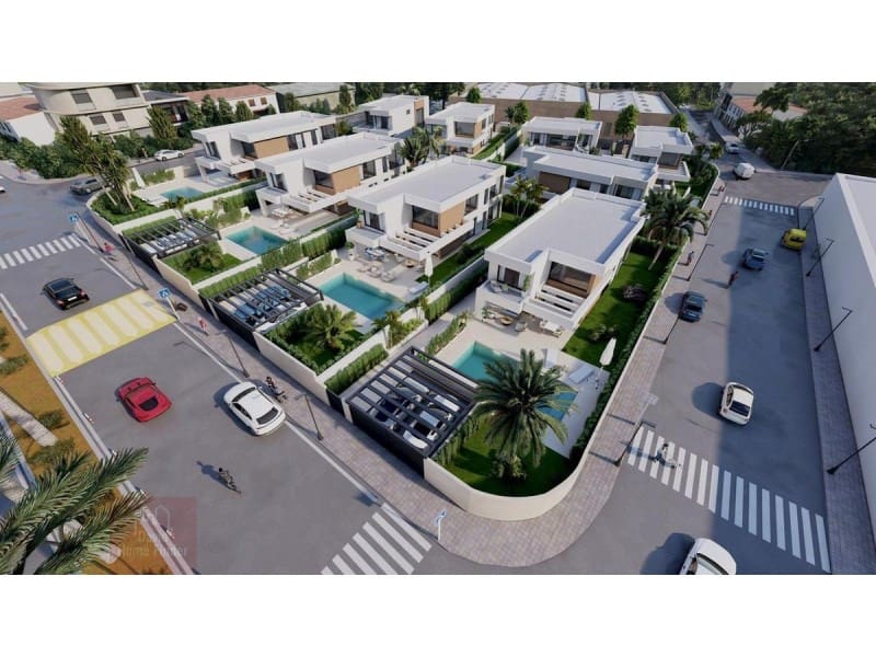 4 bedroom Villa for sale in Manilva with pool garage - € 880,000 (Ref: 8939009)