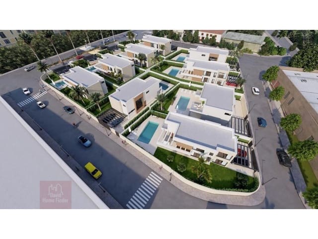 4 soverom Villa til salgs i Manilva med svømmebasseng garasje - € 880 000 (Ref: 8939009)