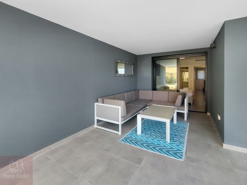 3 sypialnia Apartament do wynajęcia w New Golden Mile z basenem garażem - 3 000 € (Ref: 9042628)