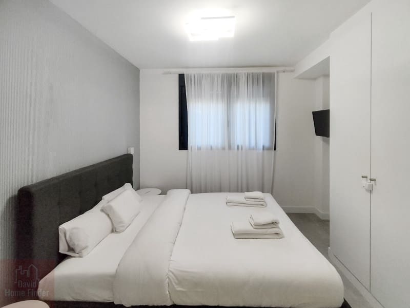 3 sypialnia Apartament do wynajęcia w New Golden Mile z basenem garażem - 3 000 € (Ref: 9042628)