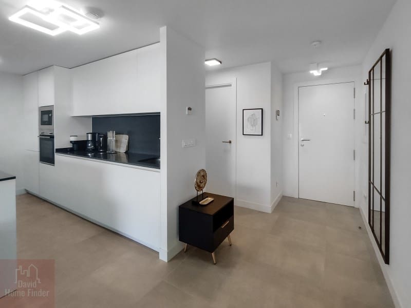 3 sypialnia Apartament do wynajęcia w New Golden Mile z basenem garażem - 3 000 € (Ref: 9042628)