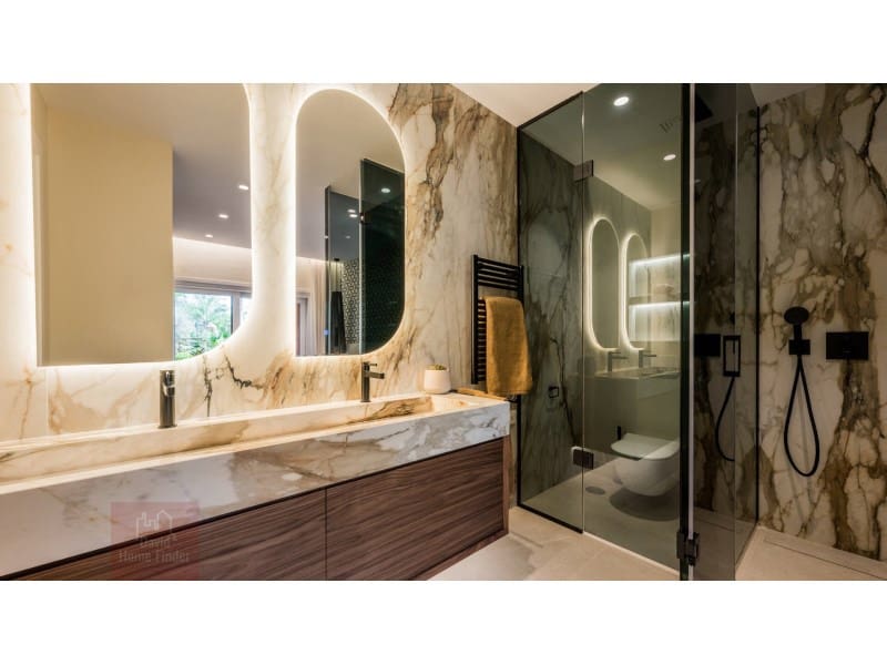 3 bedroom Beach Apartment for sale in New Golden Mile with pool garage - € 1,825,000 (Ref: 9291316)