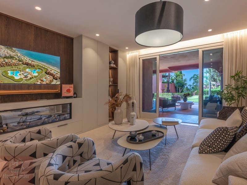 3 bedroom Beach Apartment for sale in New Golden Mile with pool garage - € 1,825,000 (Ref: 9291316)