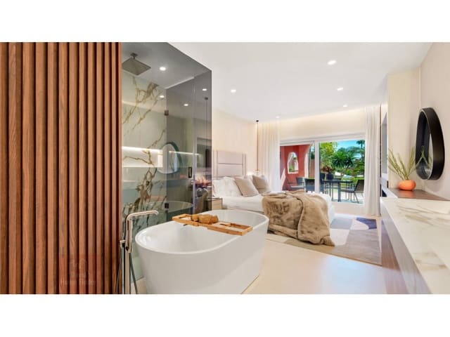 3 camera da letto Appartamento sulla Spiaggia in vendita in Selwo, Estepona con piscina garage - 1.825.000 € (Rif: 9291316)