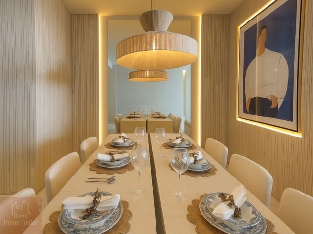 Apartamento de 3 habitaciones en Selwo, Estepona en venta con piscina - 1.495.000 € (Ref: 9375363)