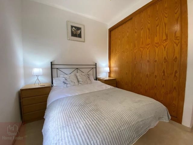 3 makuuhuone Omakotitalo vuokrattavana paikassa Alcorrín, Manilva mukana uima-altaan - 1 500 € (Ref: 9497704)