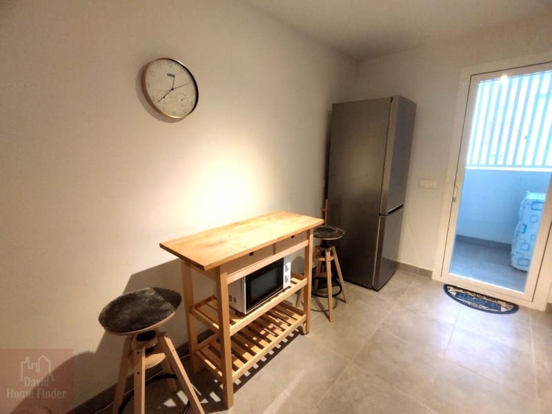 3 soveværelse Lejlighed til leje i Estepona med garage - € 2.100 (Ref: 9677116)