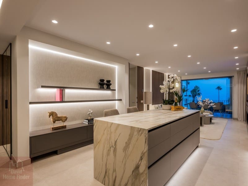 3 Zimmer Apartment zu verkaufen in New Golden Mile mit Pool - 1.995.000 € (Ref: 9758822)