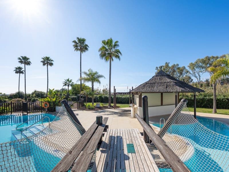 3 Zimmer Apartment zu verkaufen in New Golden Mile mit Pool - 1.995.000 € (Ref: 9758822)