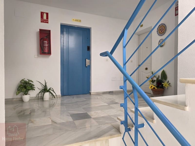 2 Zimmer Apartment zu verkaufen in San Luis de Sabinillas - 295.000 € (Ref: 9799120)