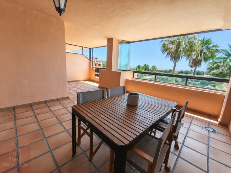 2 quarto Apartamento para arrendar em Casares com piscina garagem - 1 600 € (Ref: 9982688)