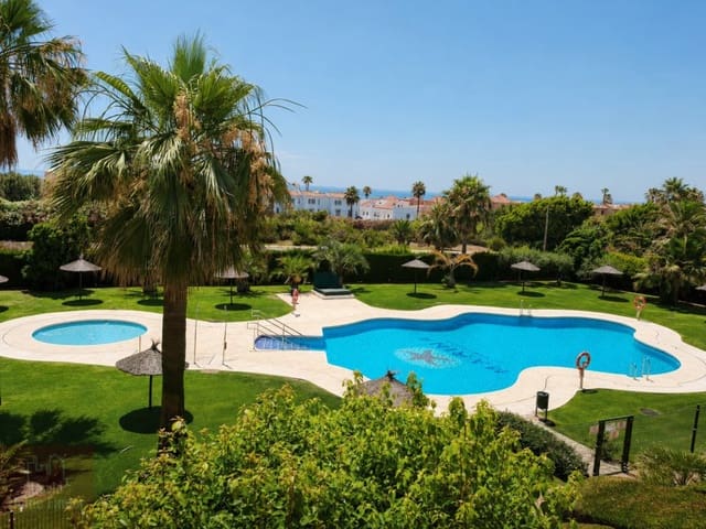 2 quarto Apartamento para arrendar em Marina de Casares, Casares com piscina garagem - 1 600 € (Ref: 9982688)