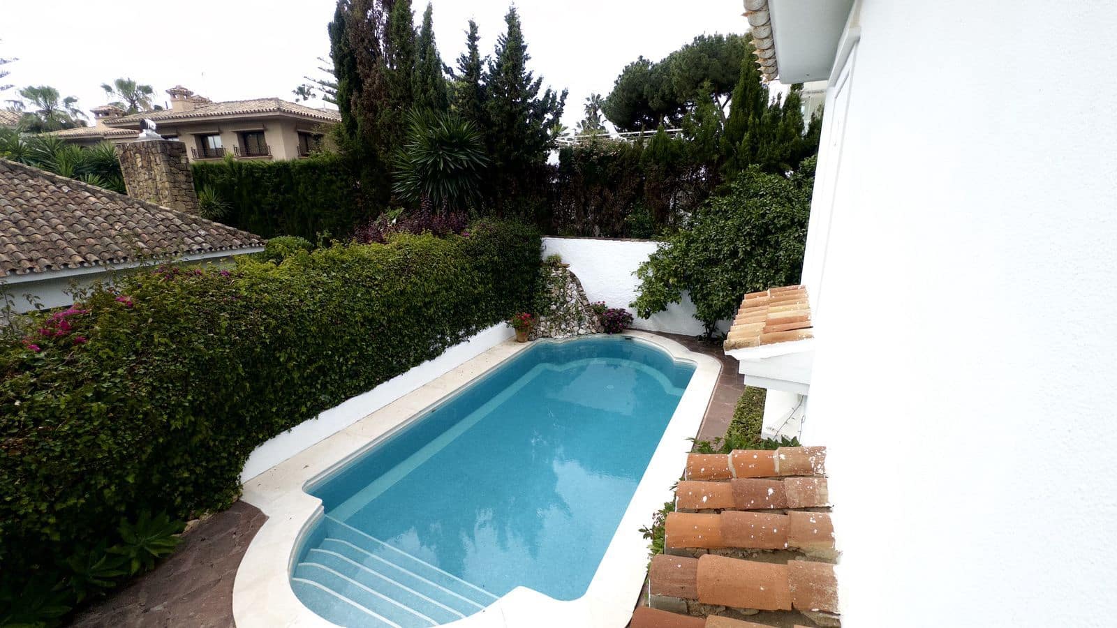 6 soverom Villa til salgs i Marbella med svømmebasseng - € 3 900 000 (Ref: 8975486)