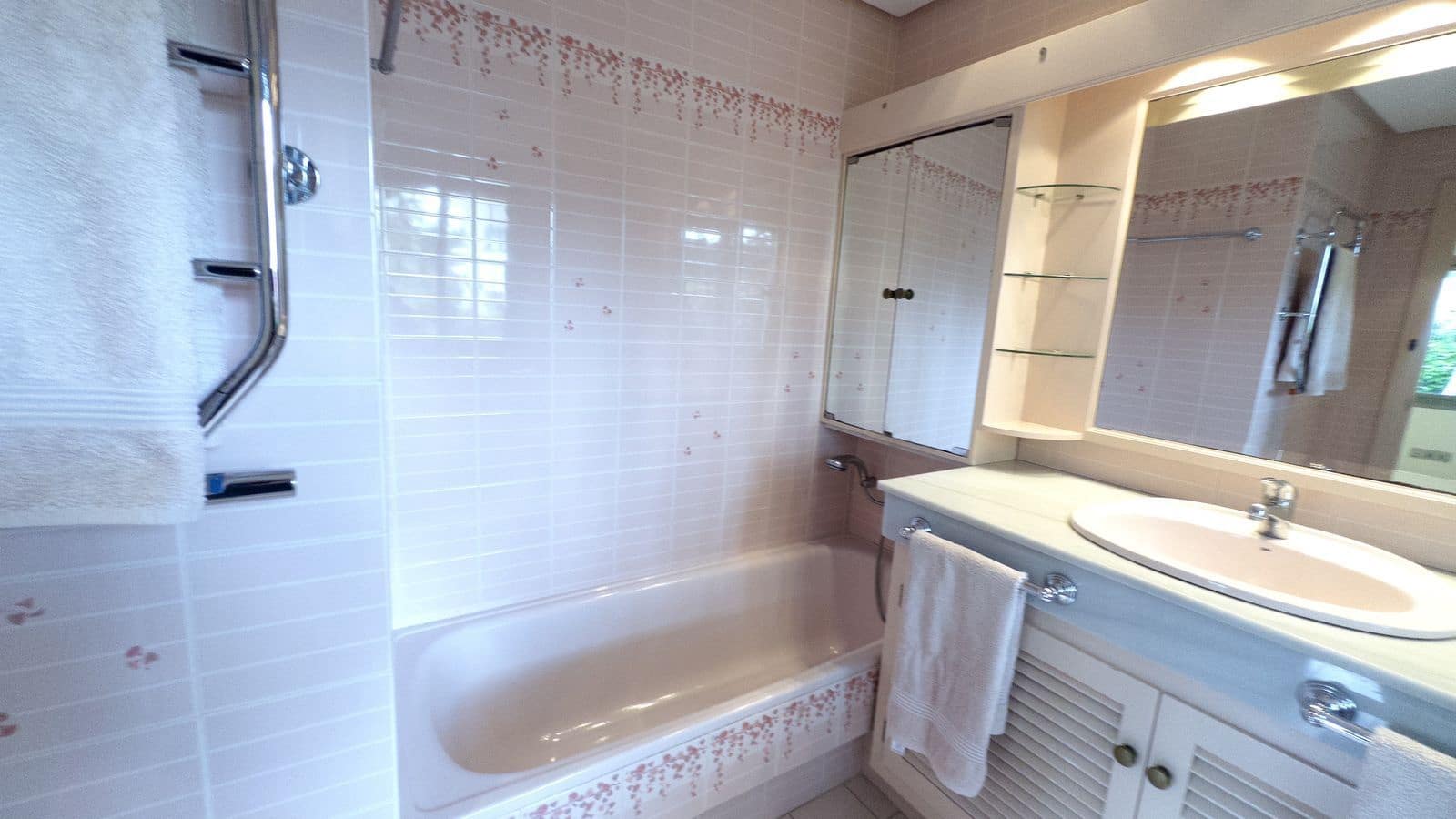 6 soverom Villa til salgs i Marbella med svømmebasseng - € 3 900 000 (Ref: 8975486)