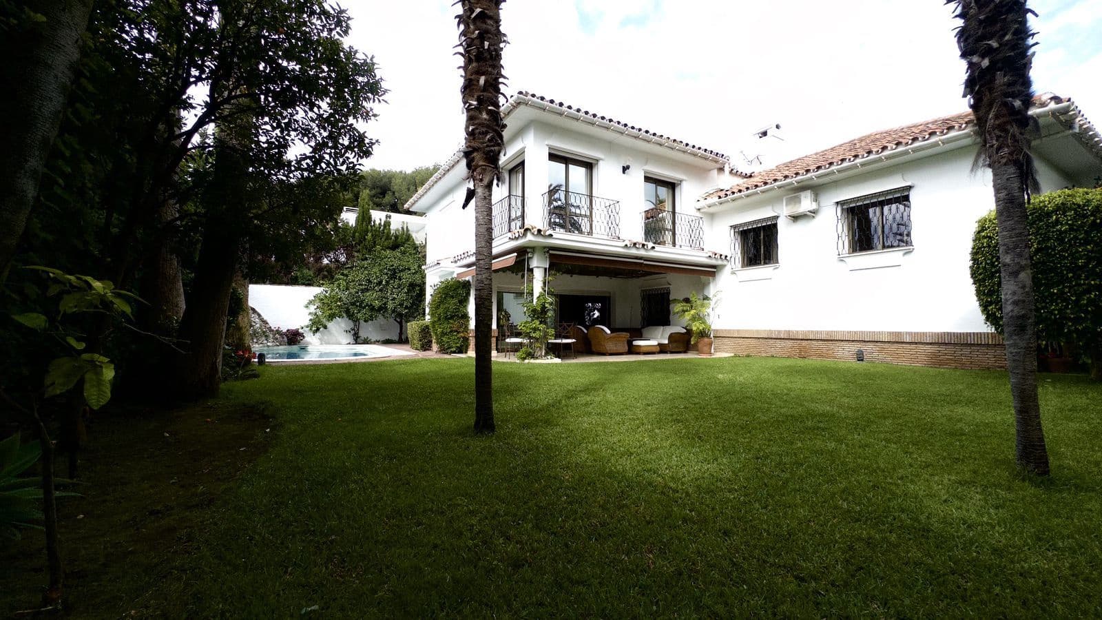 6 soverom Villa til salgs i Marbella med svømmebasseng - € 3 900 000 (Ref: 8975486)