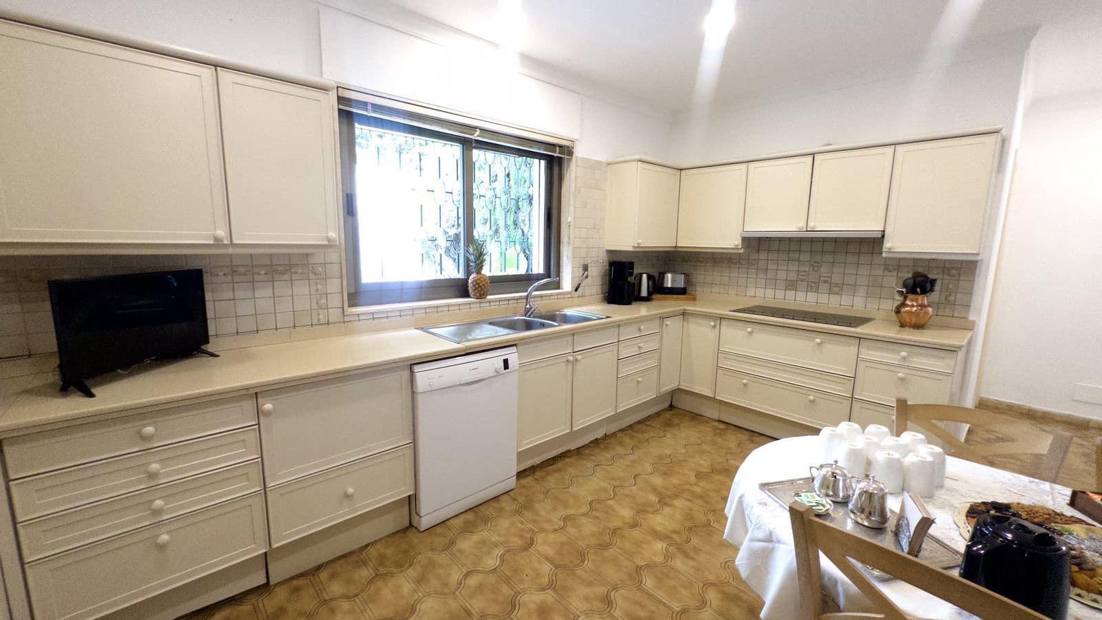 6 soverom Villa til salgs i Marbella med svømmebasseng - € 3 900 000 (Ref: 8975486)