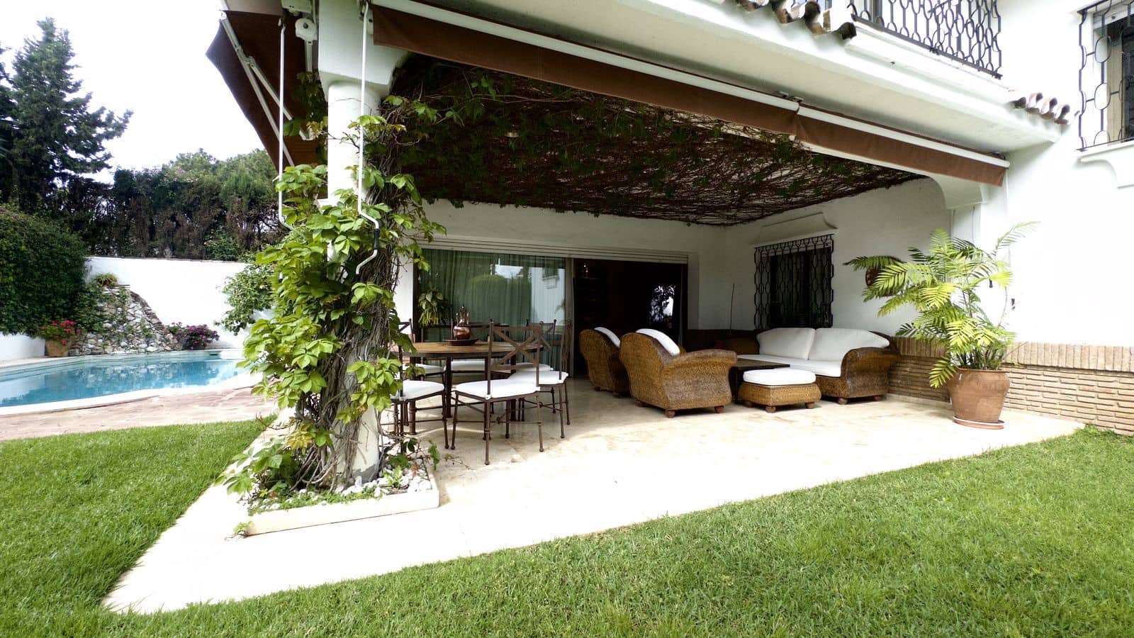 6 soverom Villa til salgs i Marbella med svømmebasseng - € 3 900 000 (Ref: 8975486)