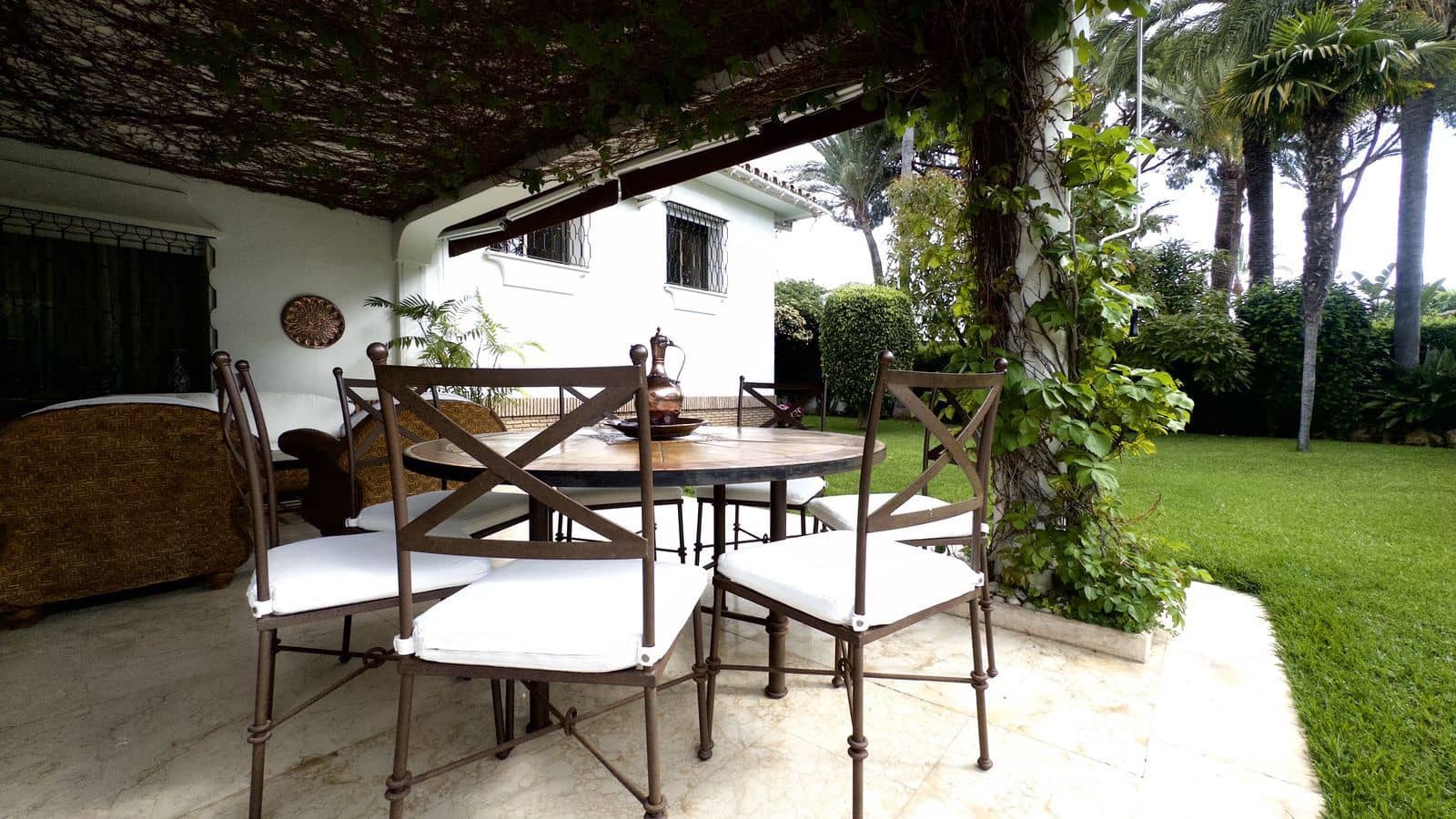 6 soverom Villa til salgs i Marbella med svømmebasseng - € 3 900 000 (Ref: 8975486)