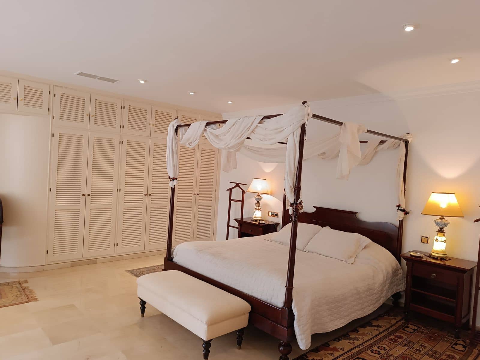 6 soverom Villa til salgs i Marbella med svømmebasseng - € 3 900 000 (Ref: 8975486)