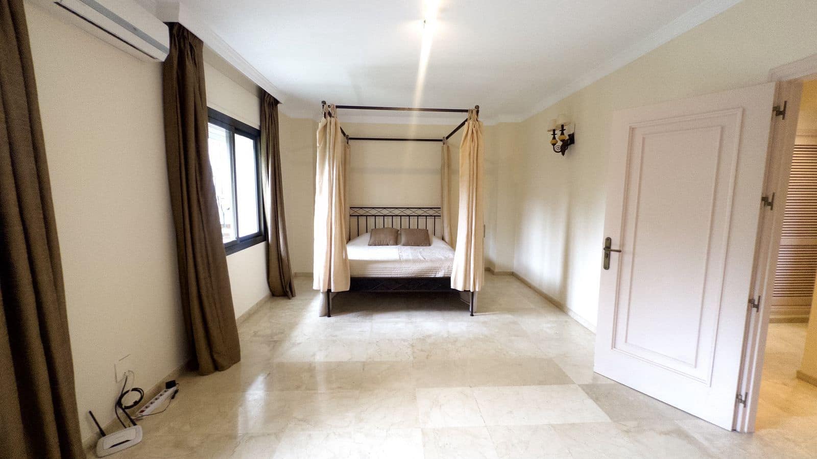 6 soverom Villa til salgs i Marbella med svømmebasseng - € 3 900 000 (Ref: 8975486)