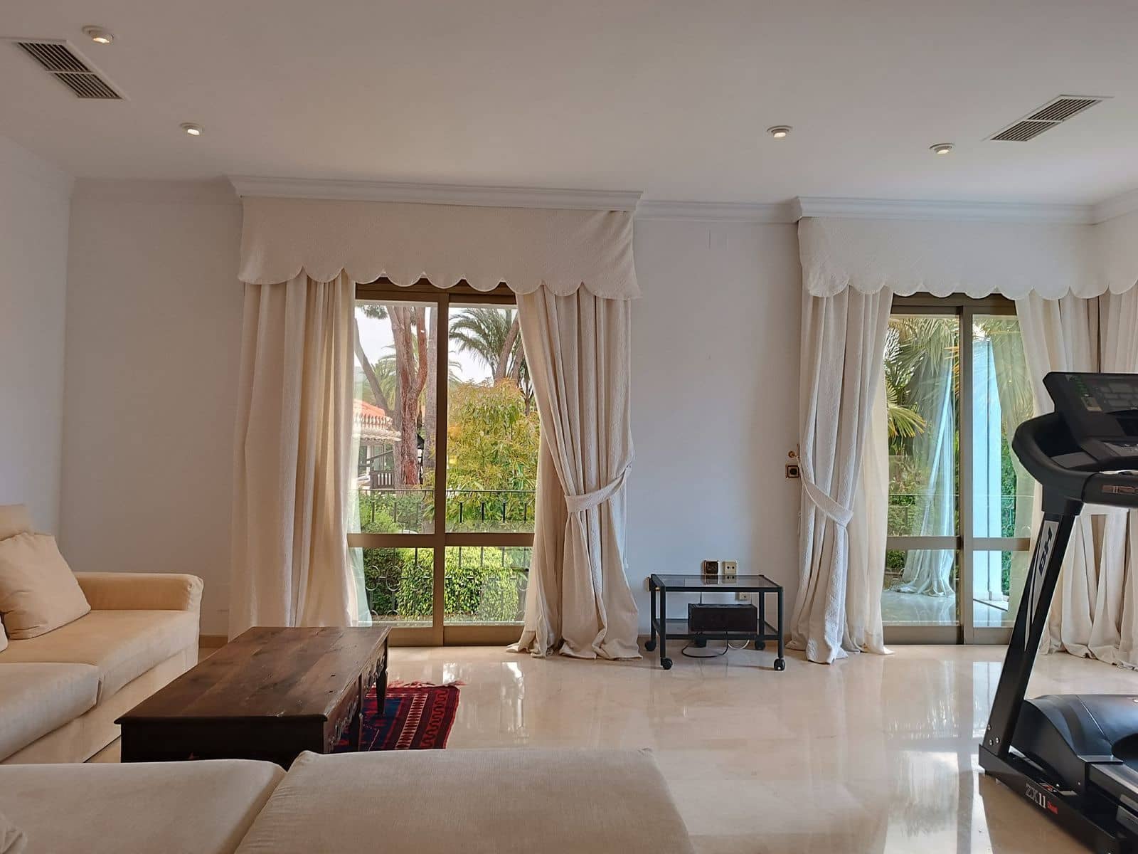 6 soverom Villa til salgs i Marbella med svømmebasseng - € 3 900 000 (Ref: 8975486)