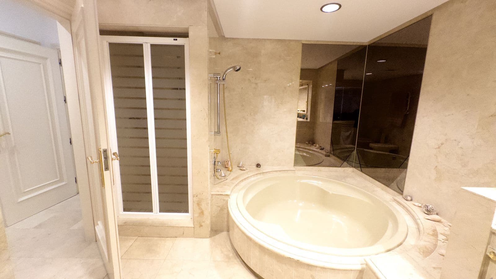 6 soverom Villa til salgs i Marbella med svømmebasseng - € 3 900 000 (Ref: 8975486)