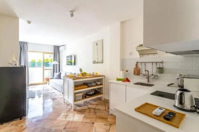 1 Zimmer Apartment zu verkaufen in Elviria, Marbella mit Pool - 262.000 € (Ref: 9049544)