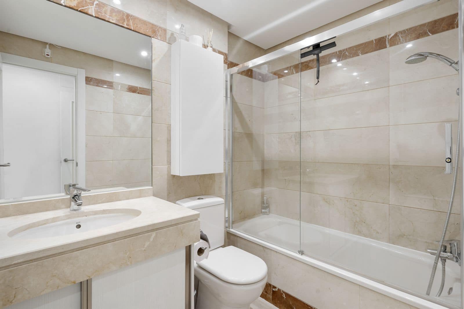 2 soverom Leilighet til salgs i La Cala de Mijas med svømmebasseng - € 285 000 (Ref: 9340127)