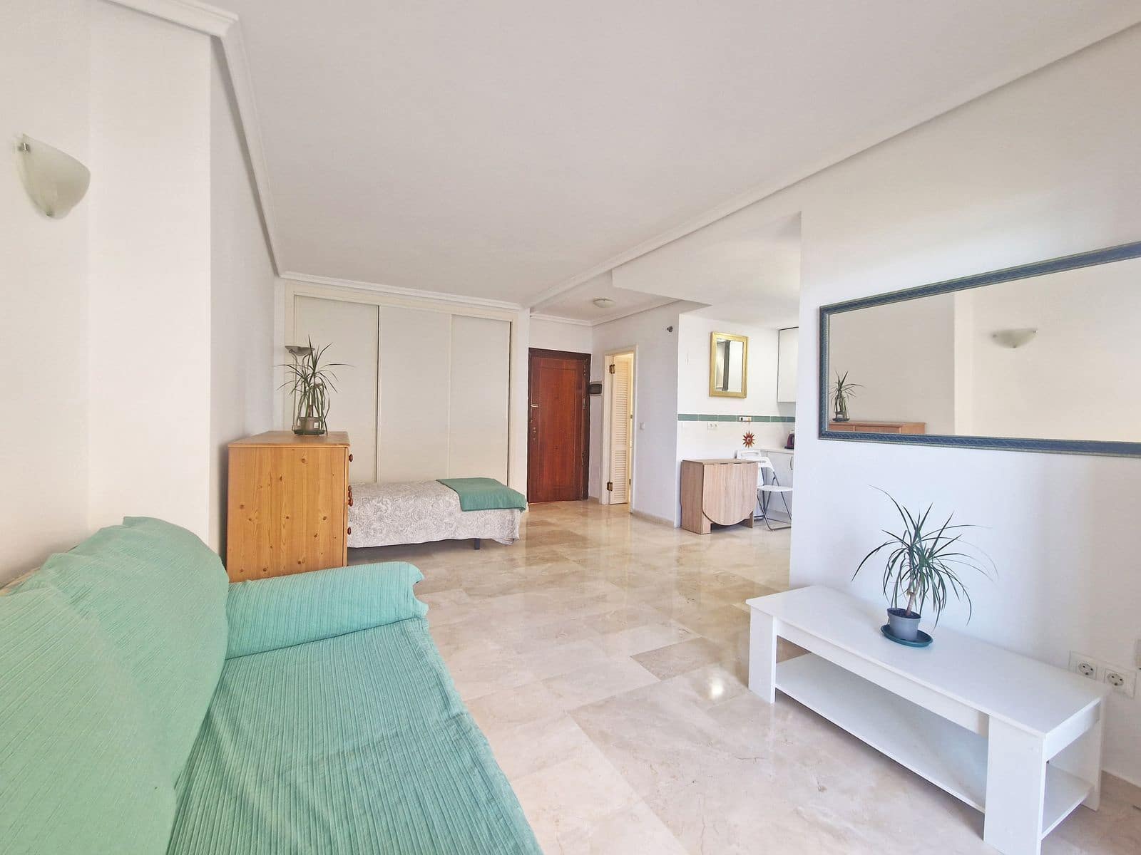 Huoneisto myytävänä paikassa Riviera del Sol mukana uima-altaan - 255 000 € (Ref: 9340135)