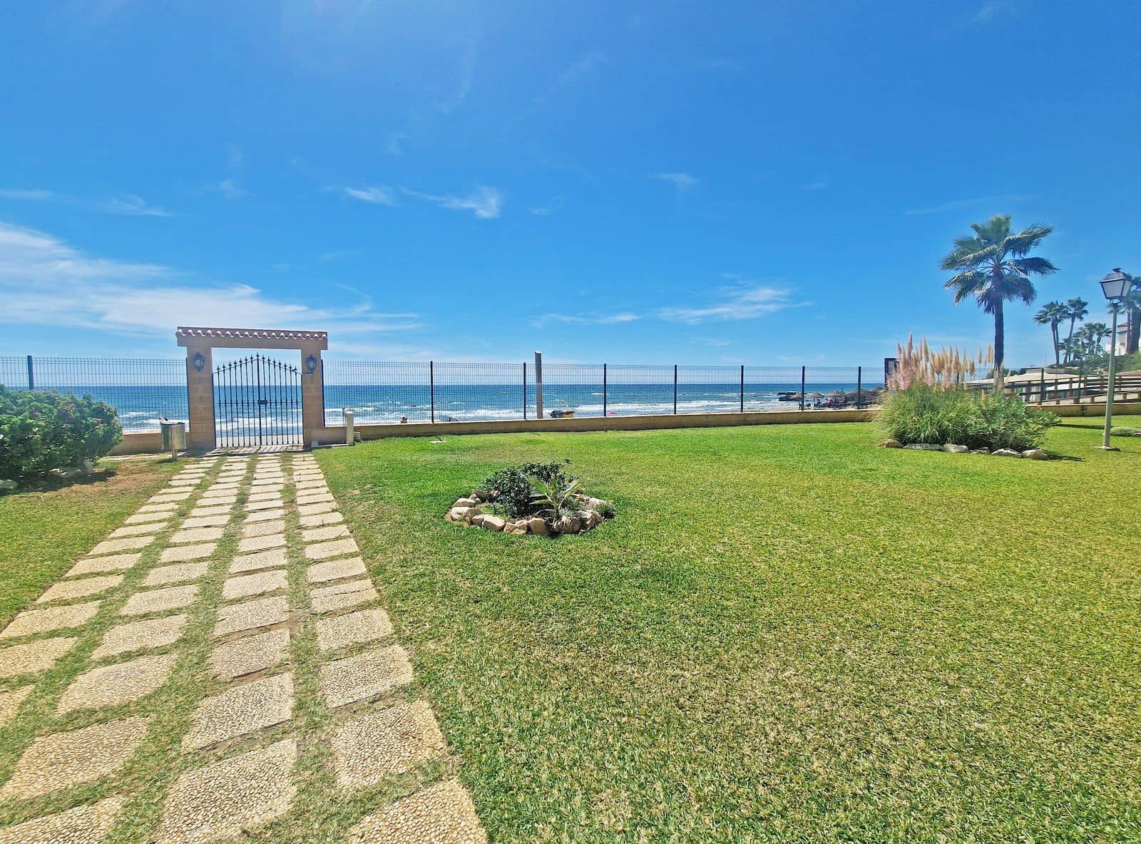 Huoneisto myytävänä paikassa Riviera del Sol mukana uima-altaan - 255 000 € (Ref: 9340135)